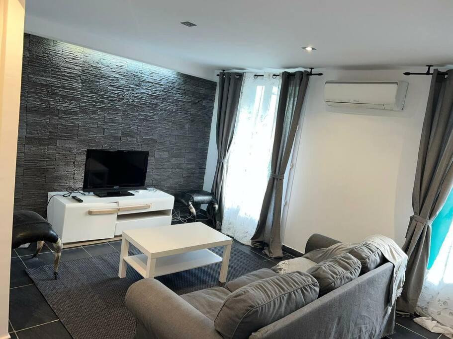 Grand Appartement Climatise Et Fonctionnel Marseille Kültér fotó
