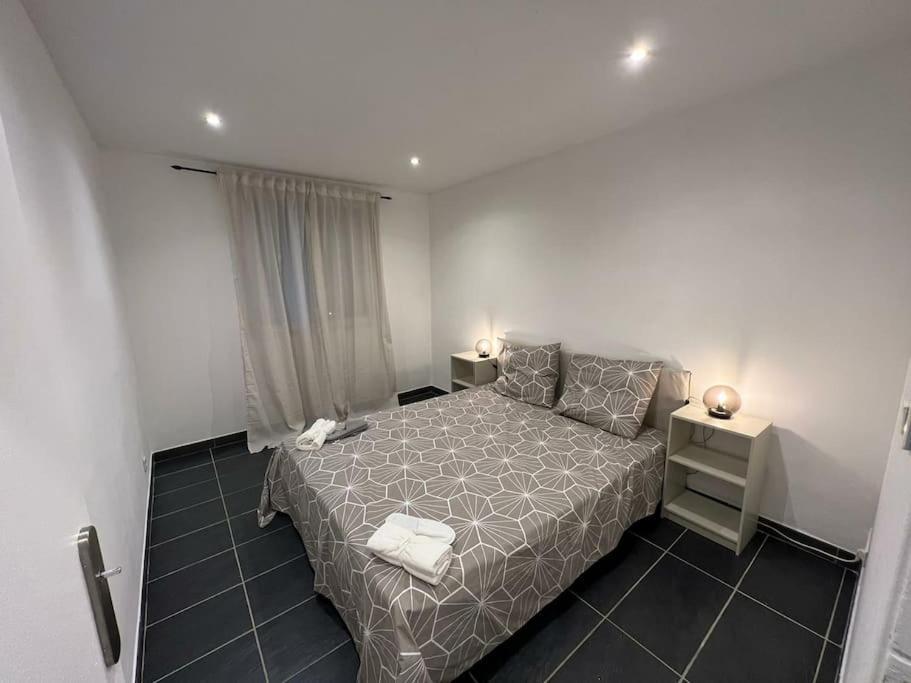 Grand Appartement Climatise Et Fonctionnel Marseille Kültér fotó